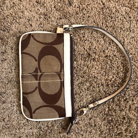 Coach wallet - Picture 1 of 6